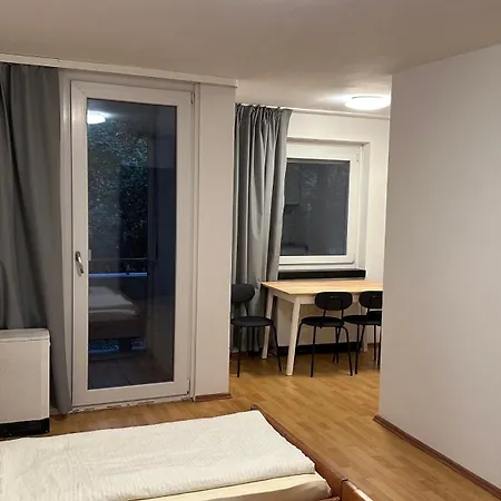 Appartement Im Mit Eigene Kueche Bad Balkon Parkplatz Netflix