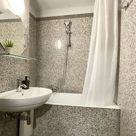Apartment Hotel 아파트 *