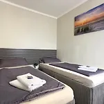 Apartment Hotel *